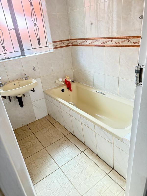 To Let 3 Bedroom Property for Rent in Rustenburg North West